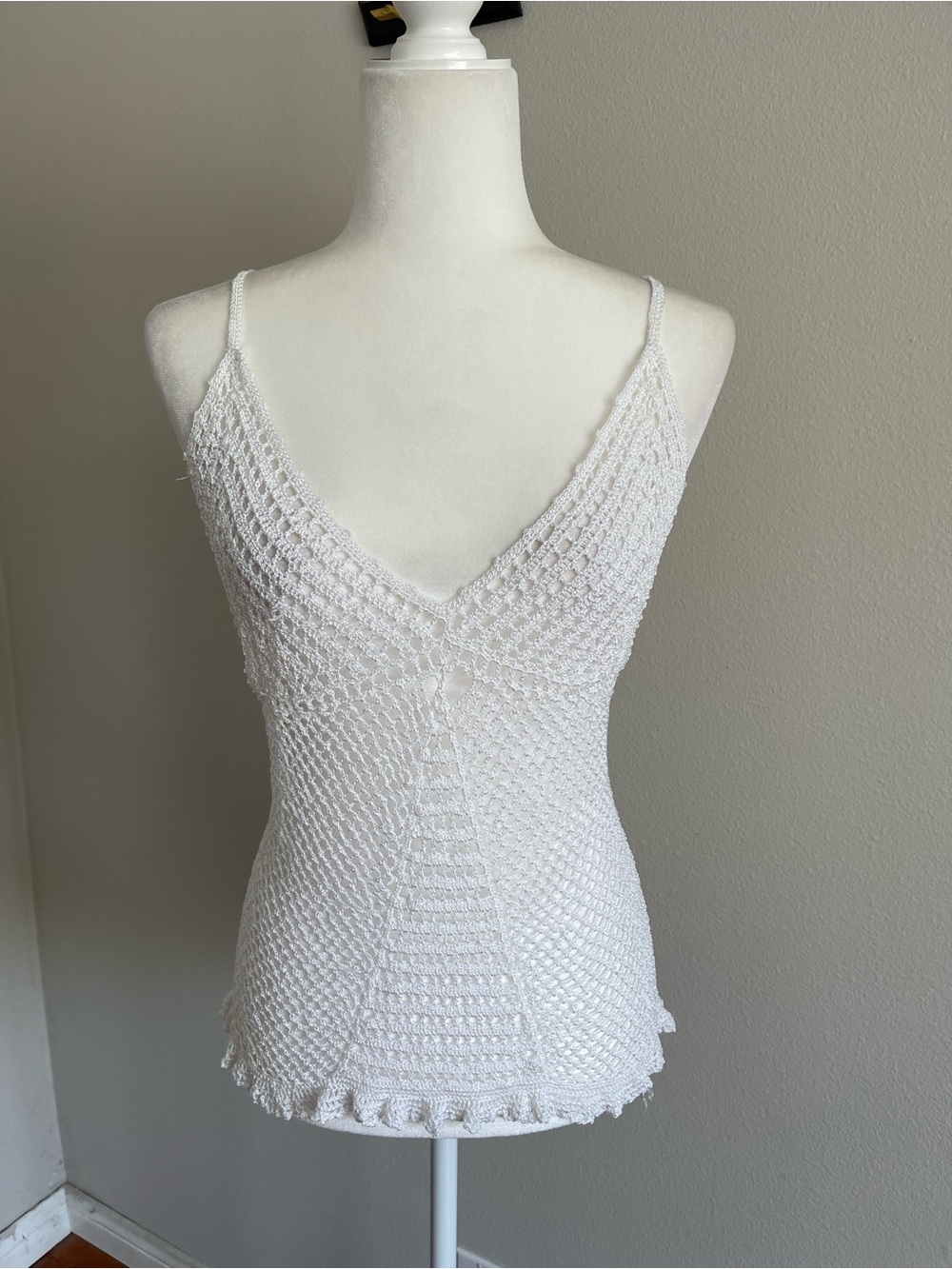 White Crochet V-Neck Camisole Tank